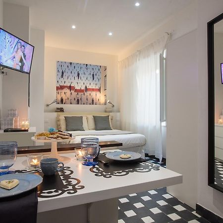 Suite D'Art Cagliari Luaran gambar