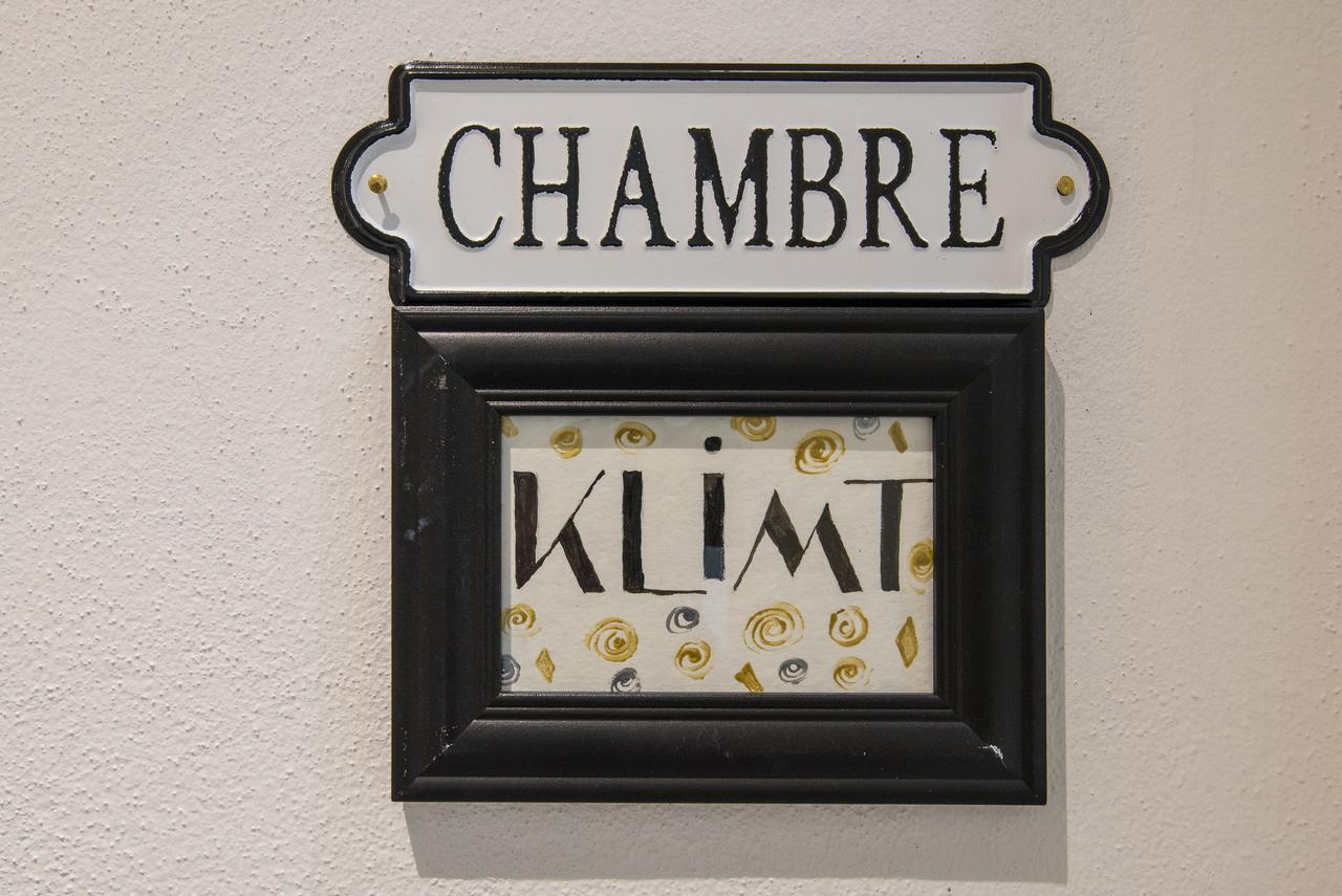 Suite D'Art Cagliari Luaran gambar